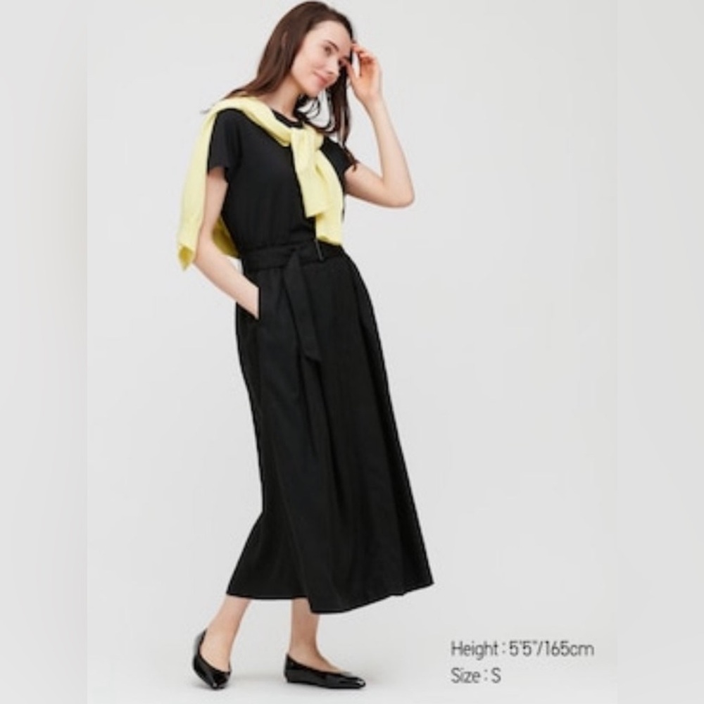 Uniqlo Black linen blend skirt M